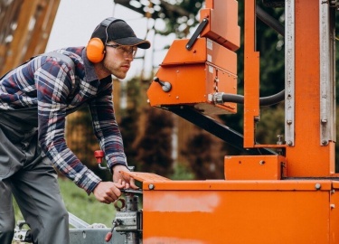 ﻿Многим владельцам загородных домов приходится создавать собственную систему водоснабжения, ведь не всегда удается подключиться к центральной маги...